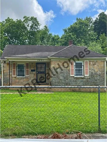 2601 Kenner Ave