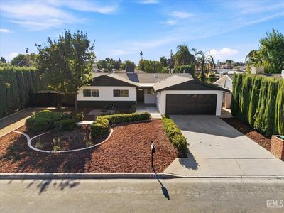 6409 Mignonette St, Bakersfield, CA, 93308
