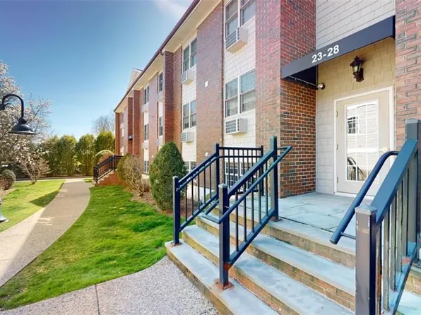 669 Metacom Ave Unit 23, Bristol, RI 02809