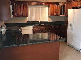 10241 NW 35th St #4, Pompano Beach, FL 33065