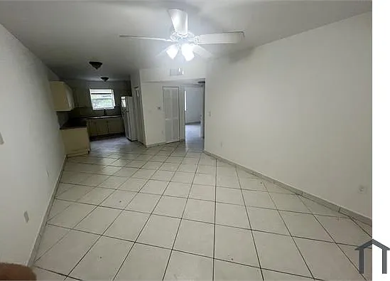 181 NW 47th Ave #26 — Photo 3