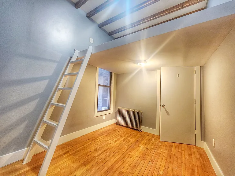190 Wilson Ave #2I — Photo 5