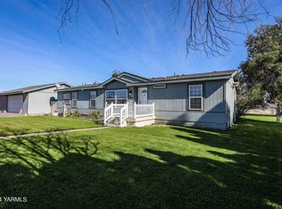 1281 Lancaster Rd, Selah, WA 98942