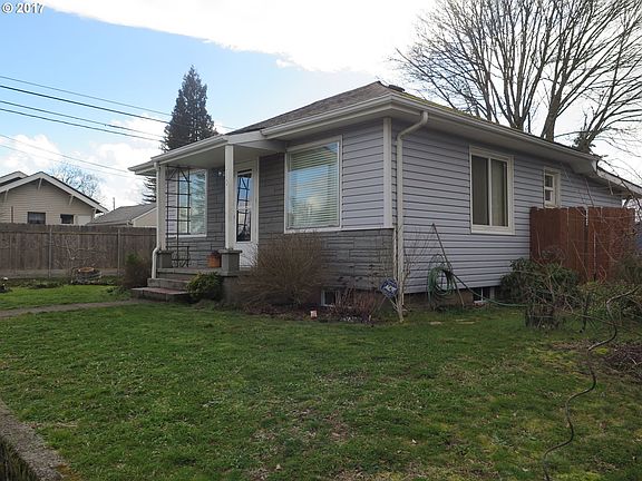 2nd image of 4010 NW Columbia St