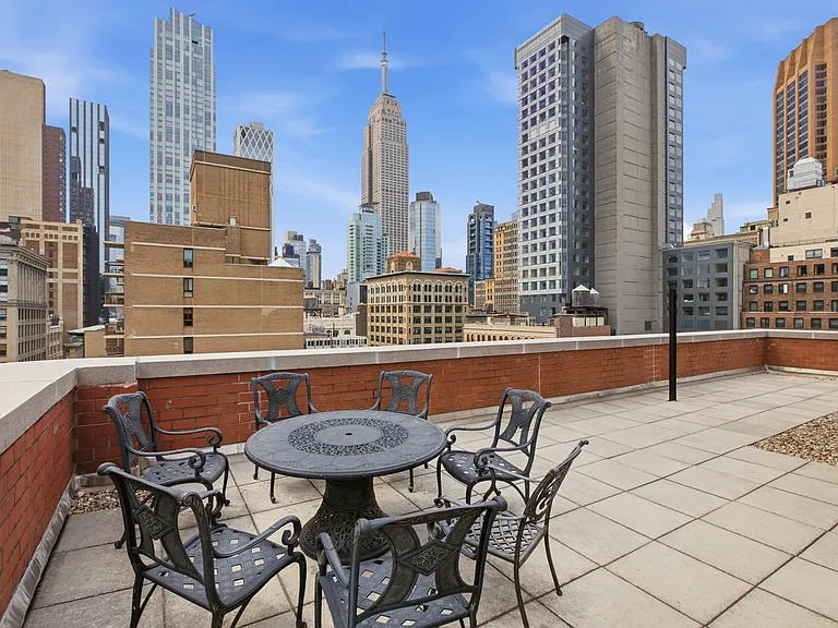 127 E 30th St #11A — Photo 11