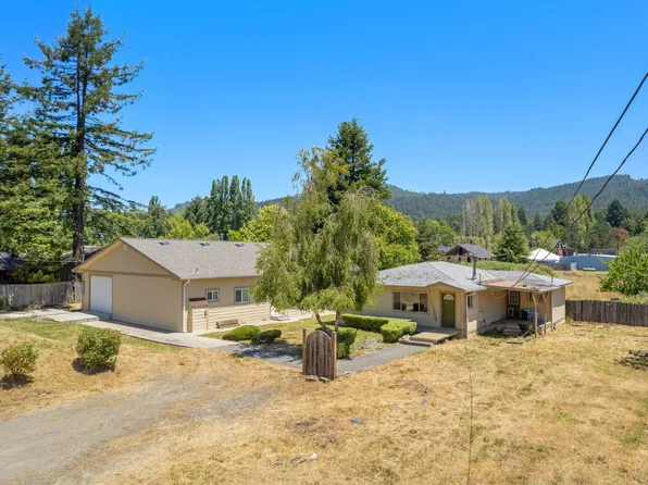101 Penny Ln, McKinleyville, CA 95519