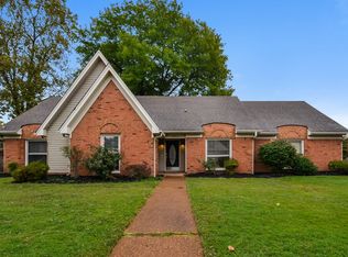 1960 Maple Creek Dr, Cordova, TN 38016