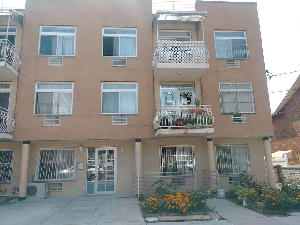 1st image of 1054 67th St APT 1A