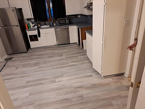 5th image of 22 Washington St #1