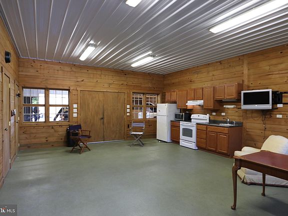 5th image of 5117-5117 Deep Point Dr #B