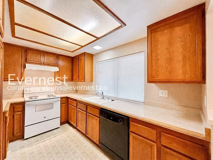30440 Milky Way Dr — Photo 6