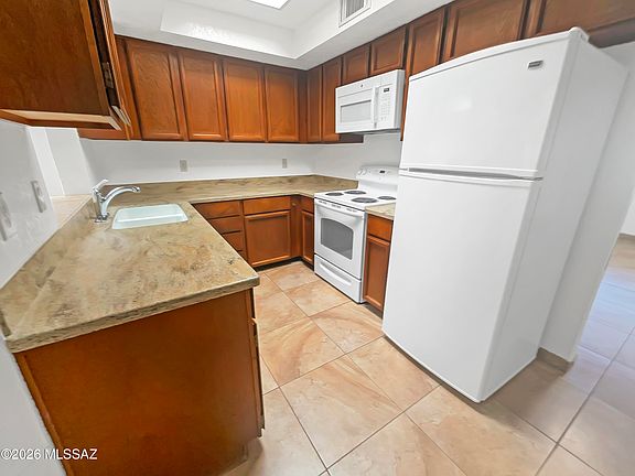2nd image of 2016 S San Vincent Dr