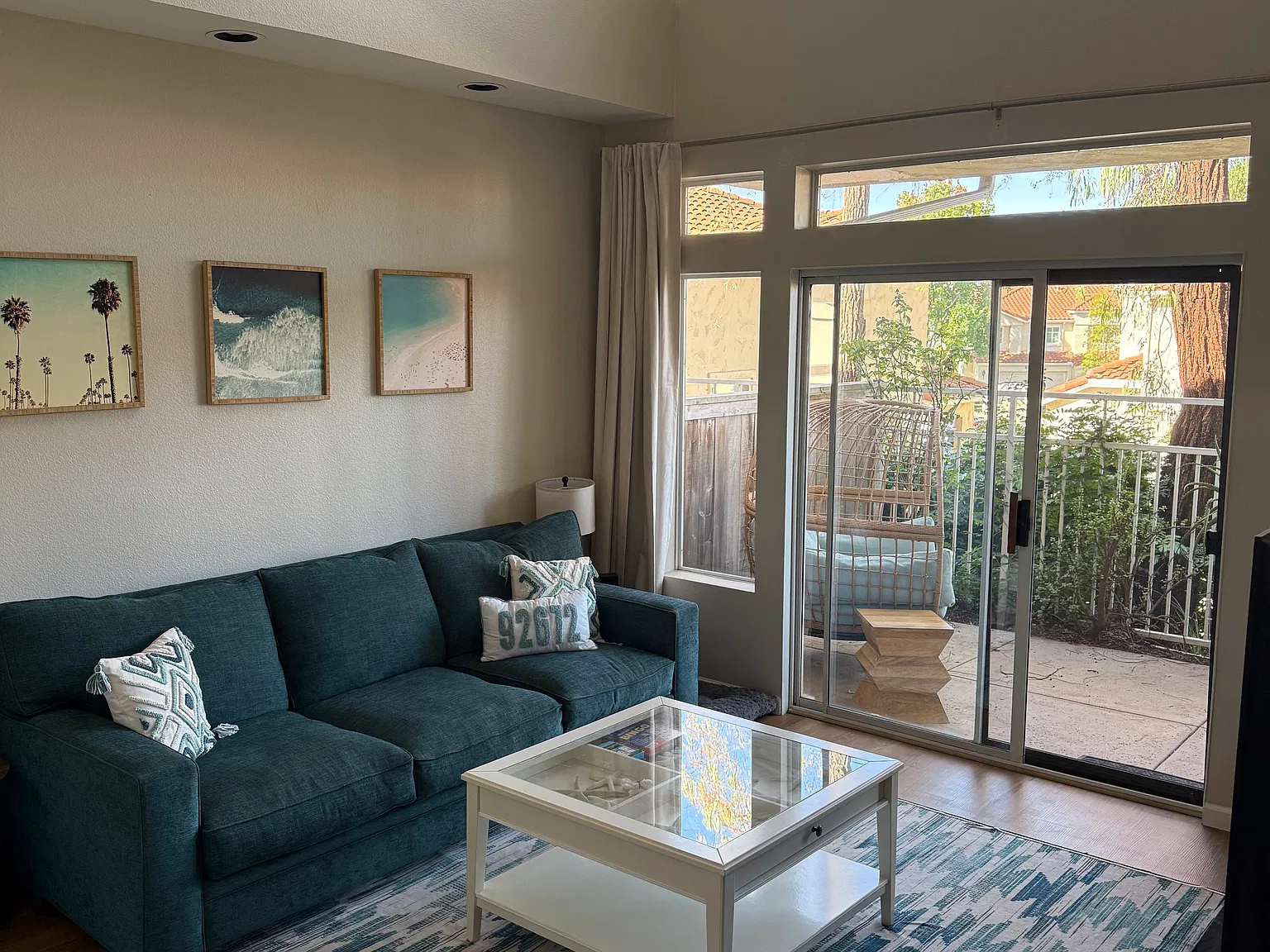 2 bed, 2.5 bath, 1434 sqft, $4,500 — Photo 2