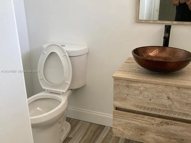 7900 Tatum Waterway Dr #305 — Photo 34