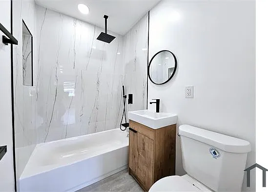 2865 NE 13th Ave — Photo 10