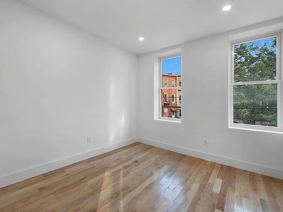3rd image of 53 Herbert St #6