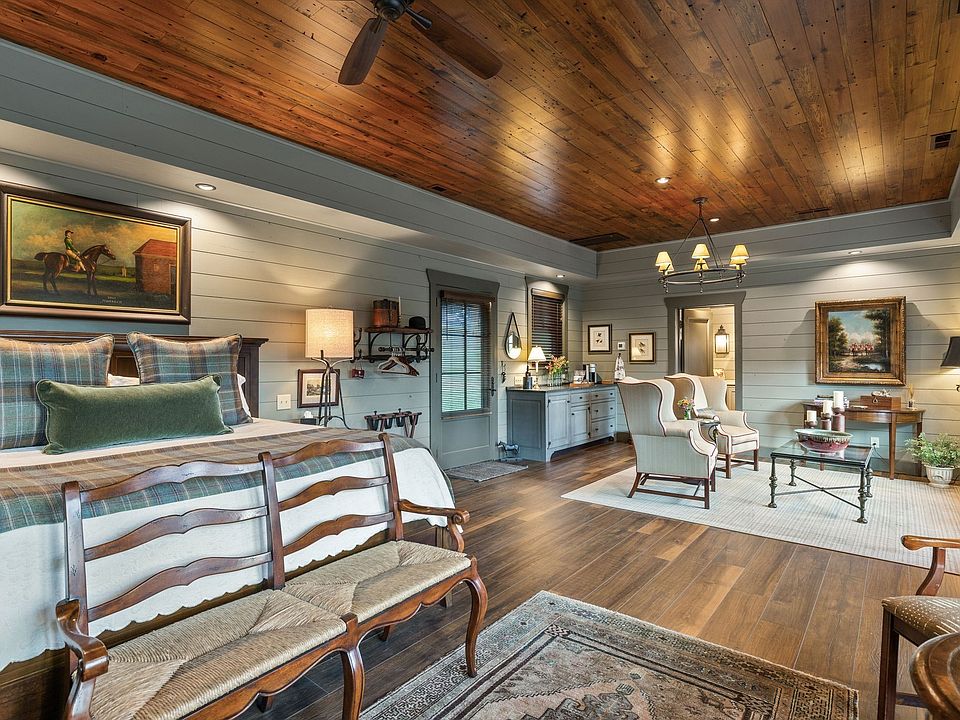 61st image of this home