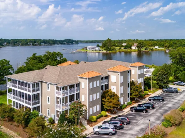 300 Midyette Street #A-5, Oriental, NC 28571