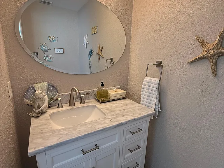 4238 Surfside Ct — Photo 54