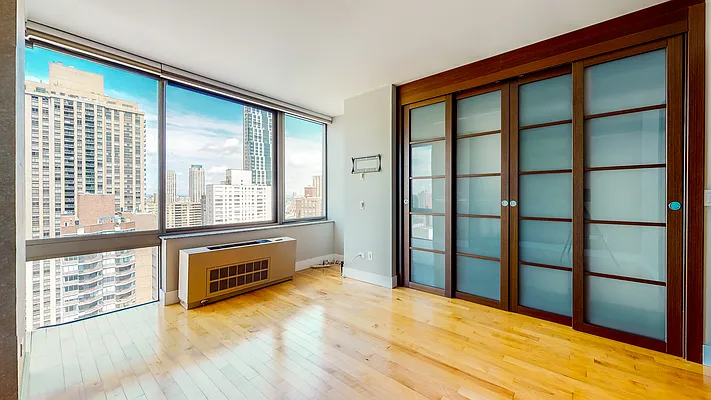 Rented by Bond New York | media 18