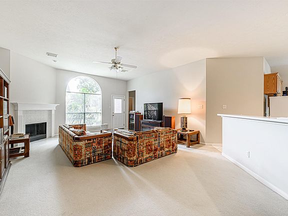 5th image of 15802 Heartwood Way
