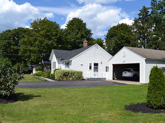 3rd image of 201 Dewey Ave