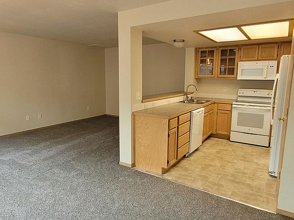4th image of 8101 Trimble Ln SE