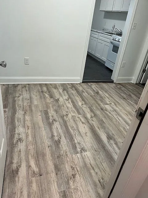 2 bed, $2,100 — Photo 3