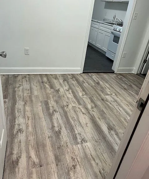 58 Vincent St #2 — Photo 3