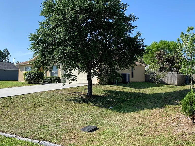 269 SW Ridgecrest Dr — Photo 3