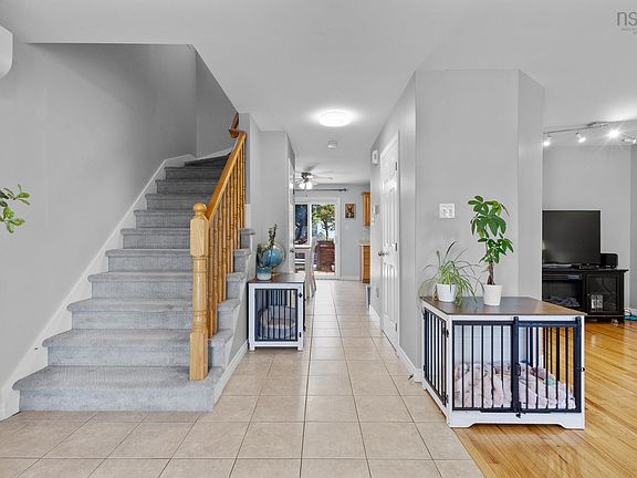 2nd image of 71 Yoon Ct