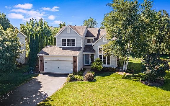 2nd image of 1490 Knotty Pine Dr