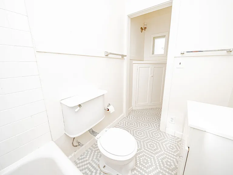 336 Wayne Avenue — Photo 9