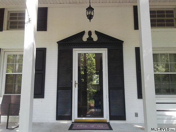 4th image of 1120 Valley Rd