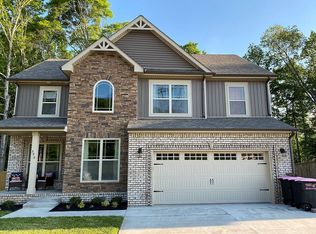 390 Rye Dr, Clarksville, TN 37043