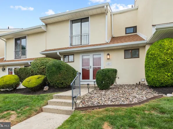 2402 Elm Cir, Lansdale, PA 19446