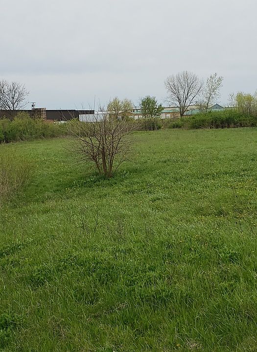 2nd image of 964 Lambrecht Dr