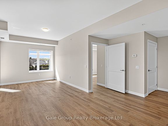 5th image of 785 Southwood Way #314
