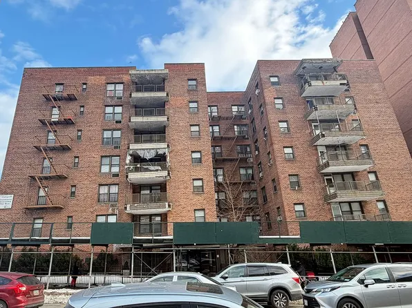138-70 Elder Ave #4, Flushing, NY 11355