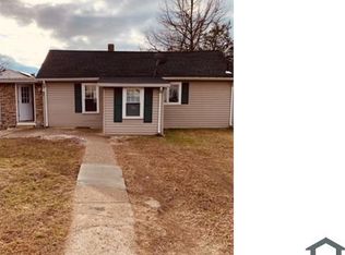 33 Newport St, Springfield, MA 01119