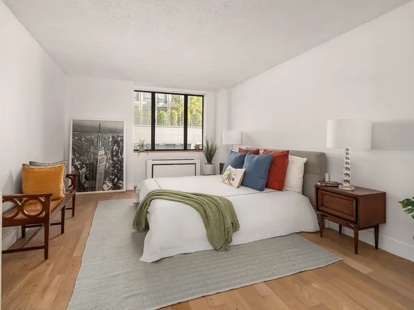 30 West 61st Street image 5 of 13