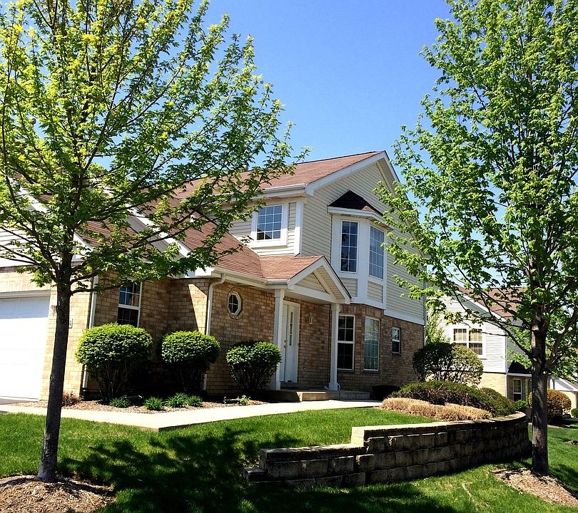 1st image of 16130 Hillcrest Cir #4