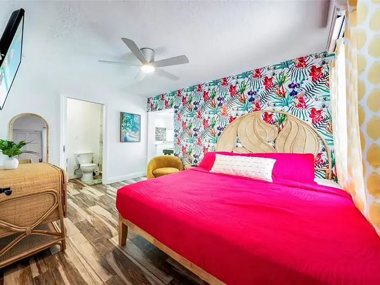 1640 NW 5th Ave #2 — Photo 8