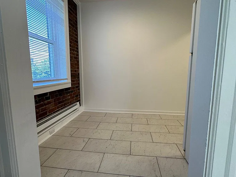 333 Summit Ave E #204 — Photo 24