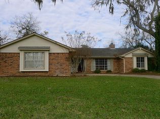 2271 Riverside Dr, West Columbia, TX 77486