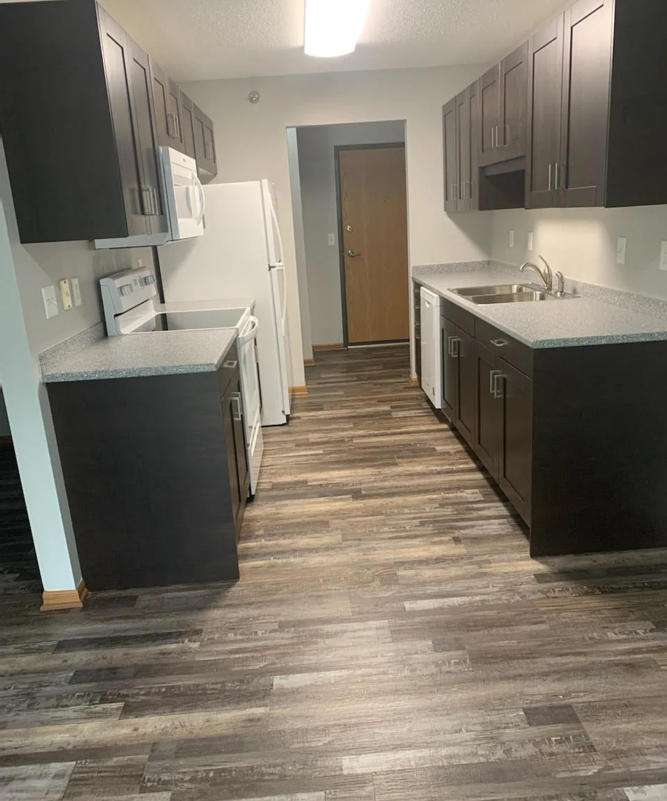 Linden West Apartments — Photo 2