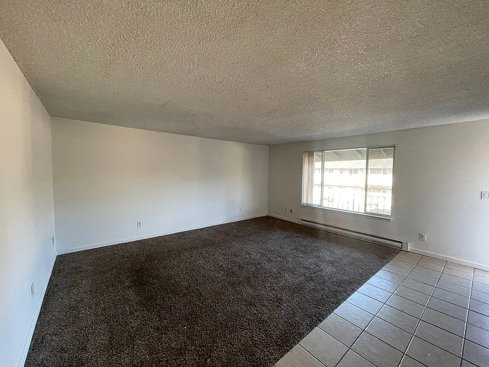 Dry Creek Apartments