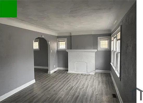 3 bed, 1369 sqft, $1,350 — Photo 2