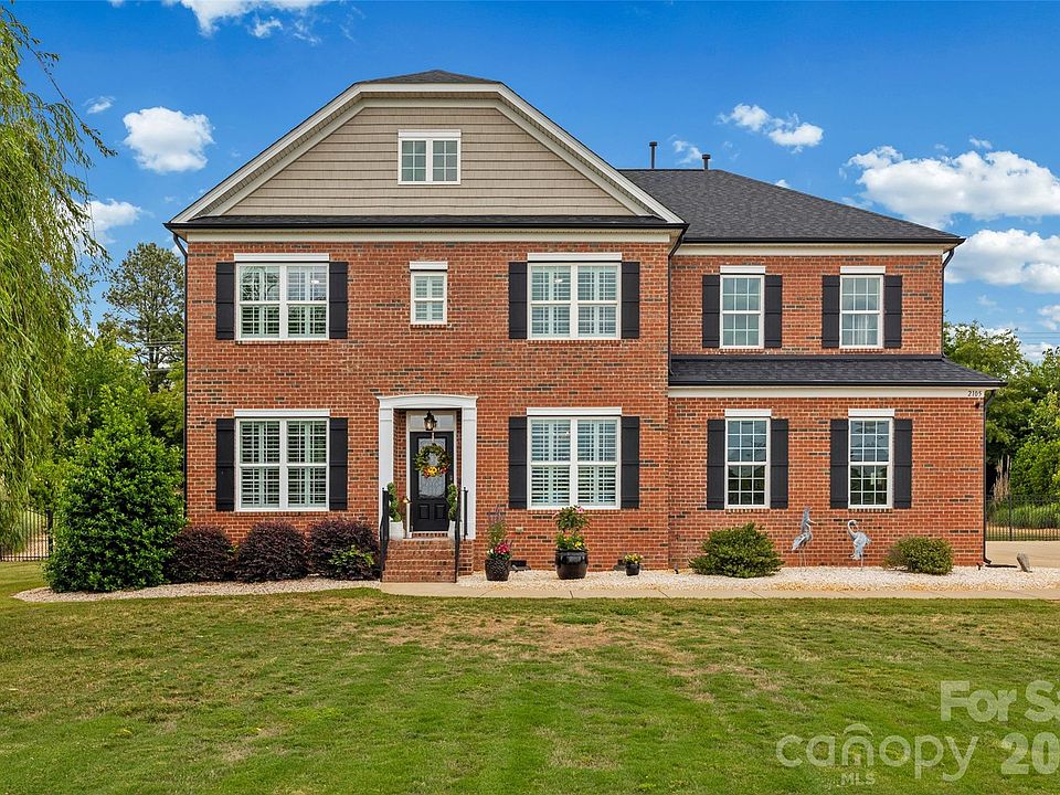 1st image of 2105 Belle Regal Cir