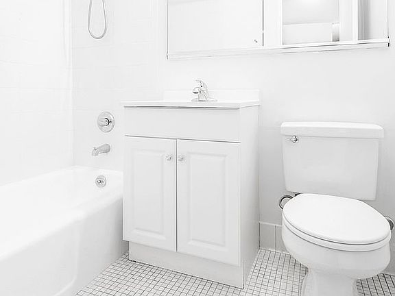 5th image of 2500 Johnson Ave APT 4E